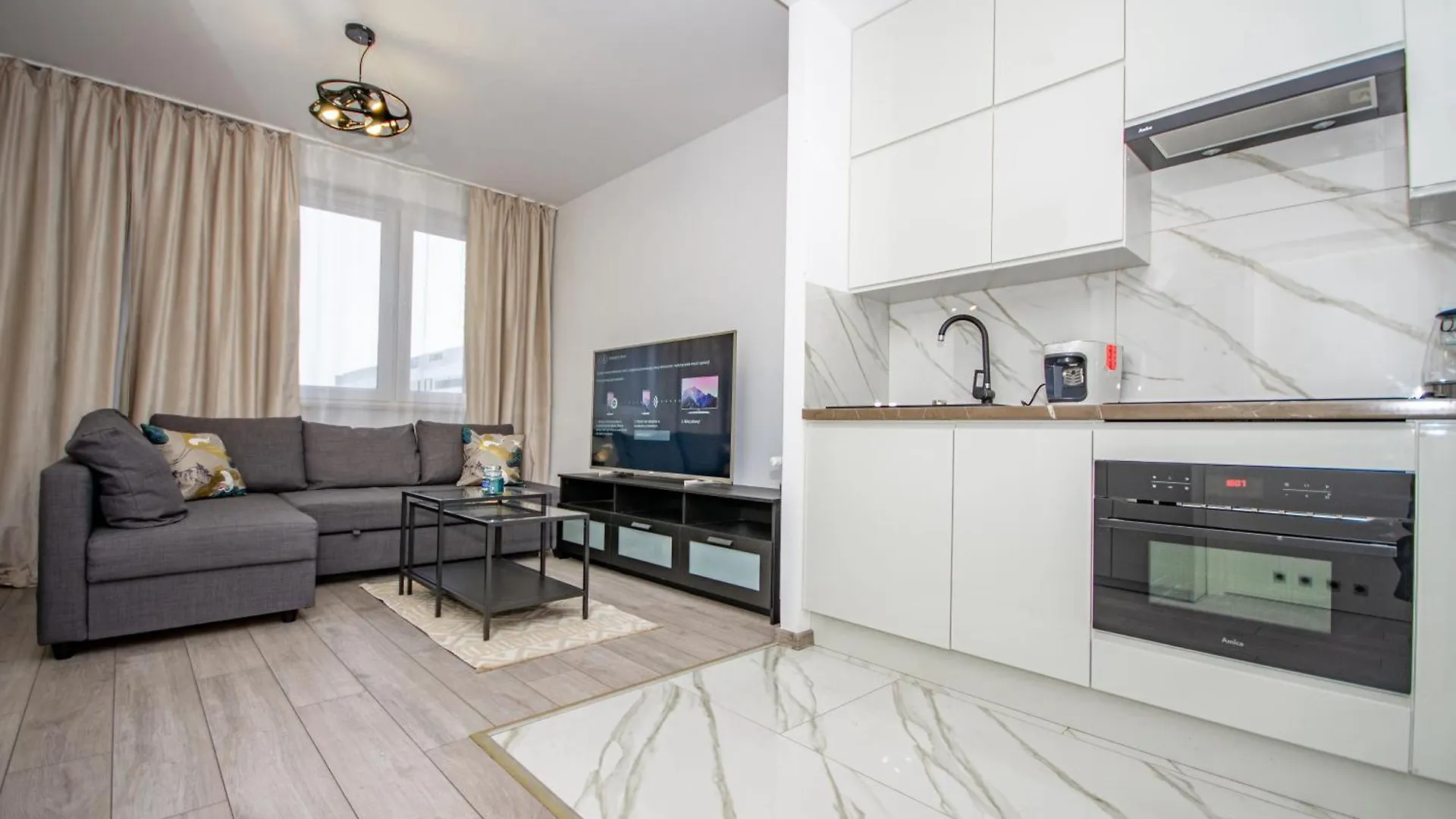 Inpoint Zablocie Modern Apartments For Work&Travel クラクフ