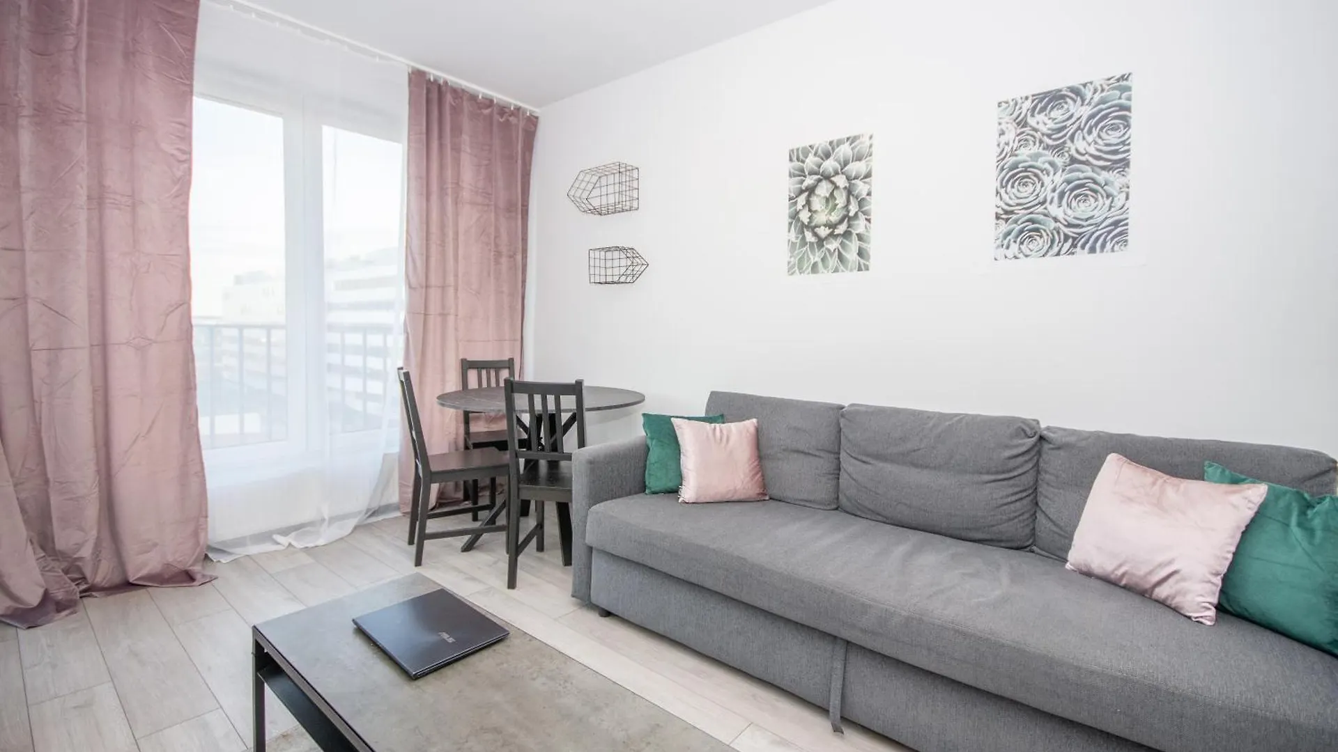 Inpoint Zablocie Modern Apartments For Work&Travel Krakow